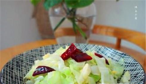 家常菜之清炒茴子白