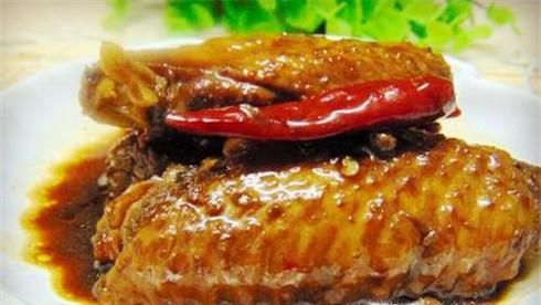 如何用电饭锅做卤鸡翅？详细步骤！
