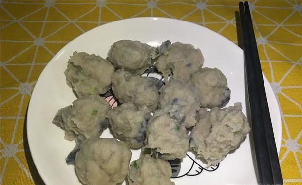 家常鱼丸的制作方法，鱼丸怎么制作好吃呢？