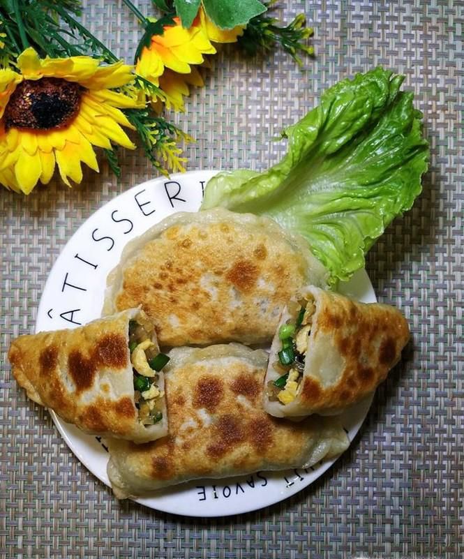 怎样做美味的韭菜鸡蛋粉条煎饺？