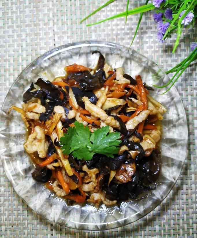 怎样做美味的家常版鱼香肉丝？