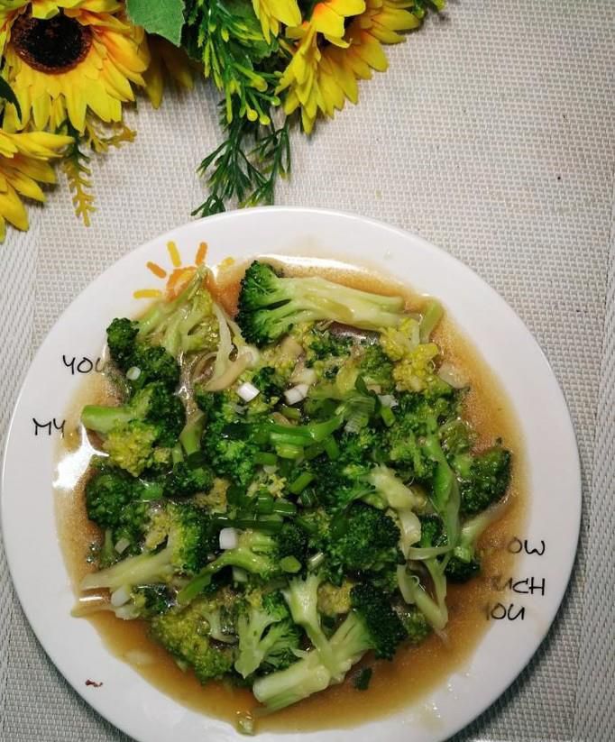 怎样做美味的蚝油西兰花？