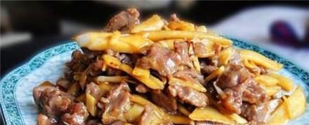 牛肉好吃但容易炒老，怎么才能不炒老呢