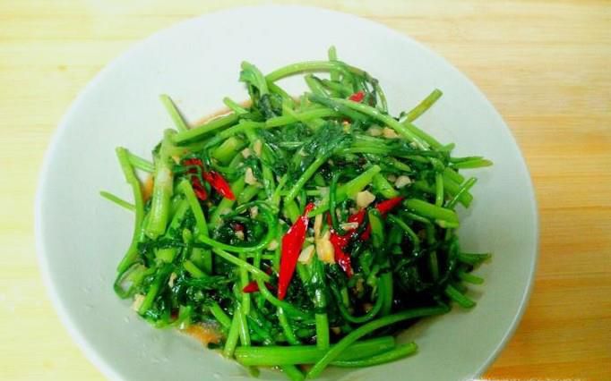 蒜蓉蚝油茼蒿的家常做法