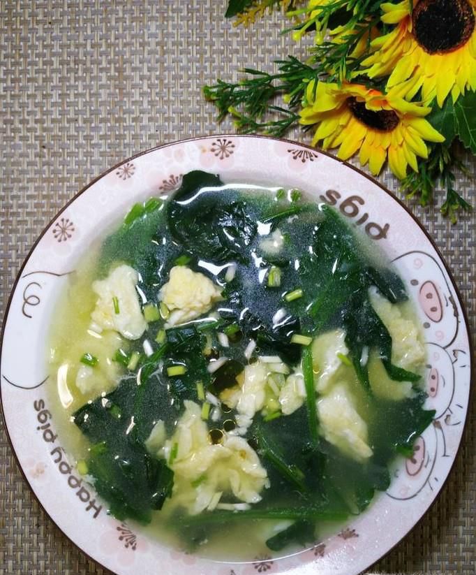 怎样做营养美味的菠菜鸡蛋汤？