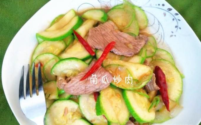 爆炒角瓜肉片怎么做？家常爆炒角瓜肉片营养做法