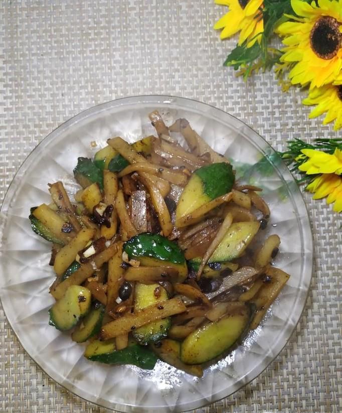 怎样做美味的豆豉土豆炒黄瓜？
