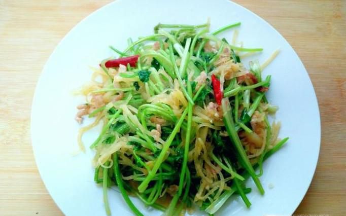 香菜炒土豆丝的家常做法