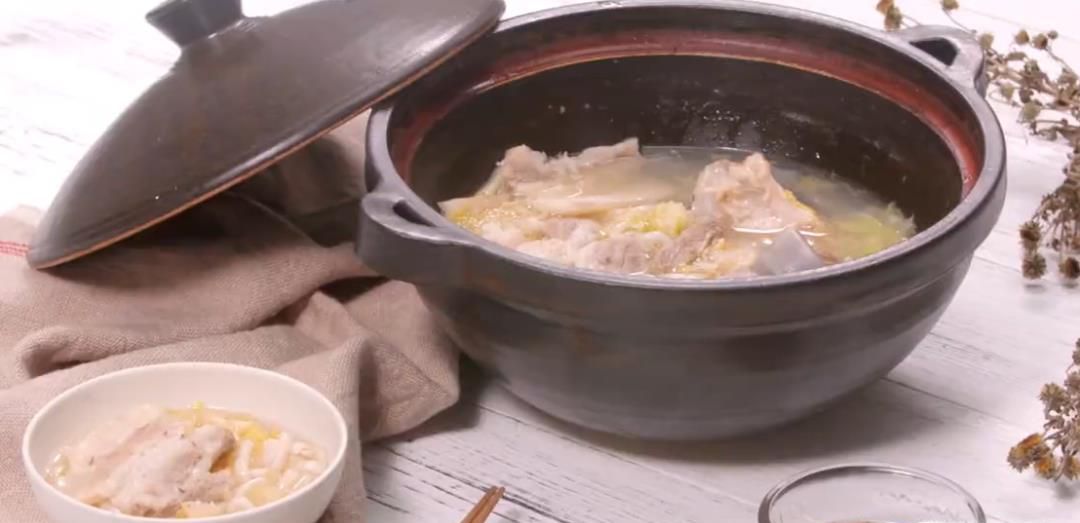 酸菜汆白肉的制作方法
