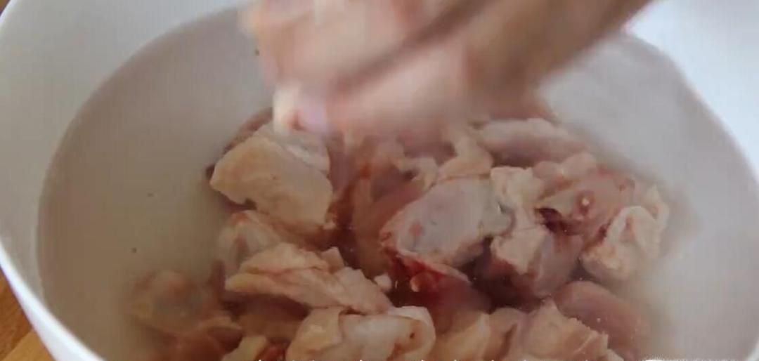 黄焖鸡的制作方法