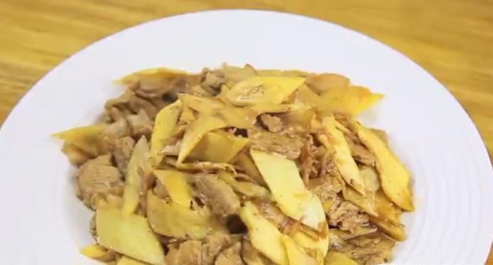 茭白炒五花肉怎么做好吃 茭白需要焯水