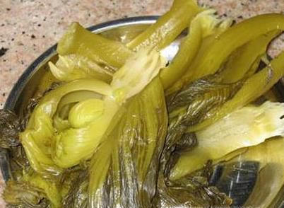 如何腌制酸菜？