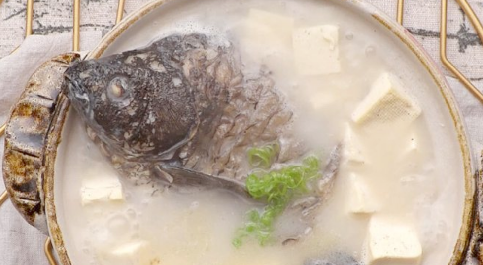 鲫鱼豆腐汤的做法