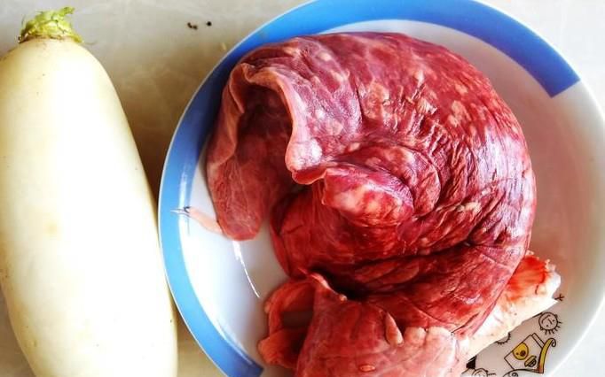白萝卜猪肺汤