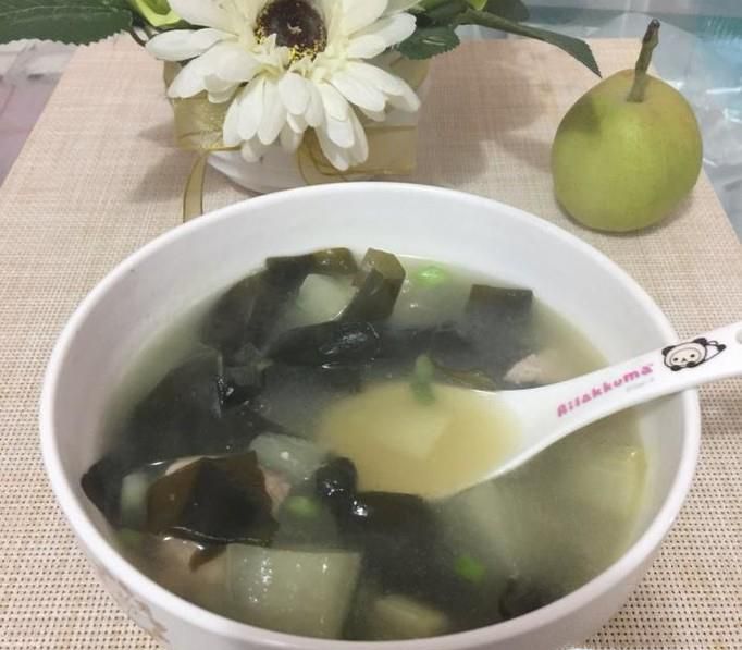 如何做白萝卜海带瘦肉汤？