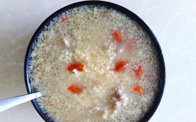 小米枸杞肉末养胃粥的做法