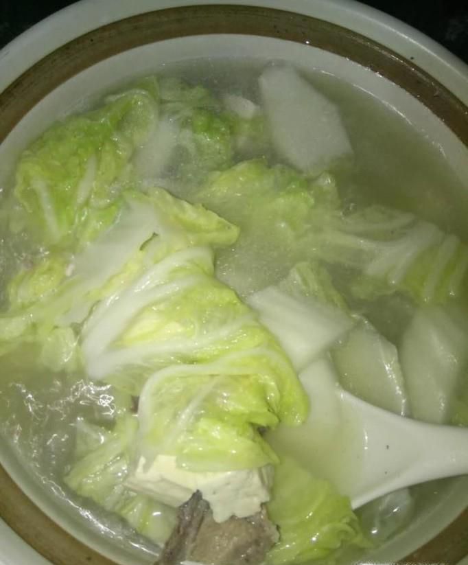 娃娃菜豆腐排骨汤
