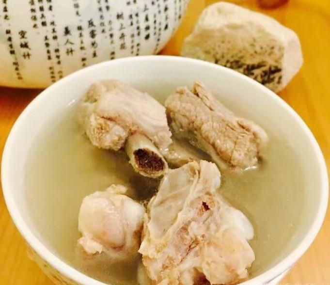 如何做出好吃的清炖排骨汤？
