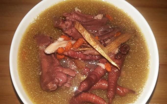 鸡脚炖赤豆汤的做法