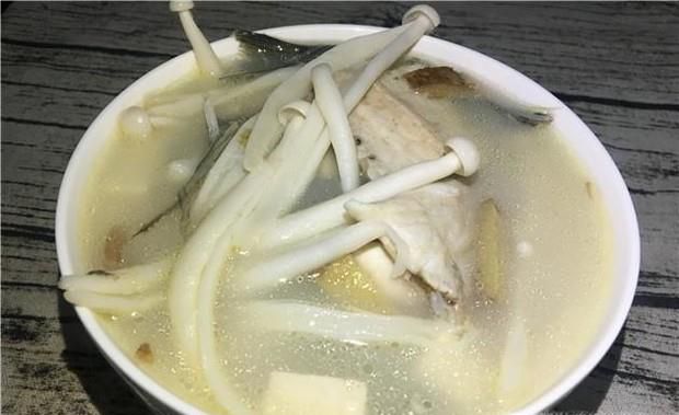 怎样做鱼骨汤好喝呢？