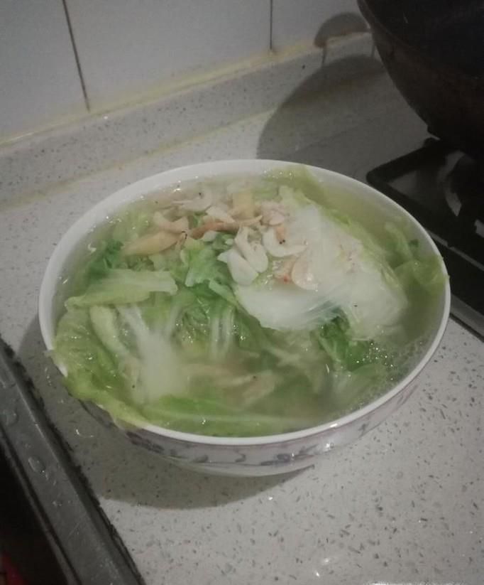 如何做白菜虾仁汤？