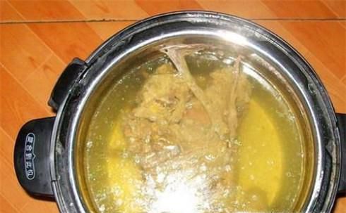 鸡架汤怎么熬会更鲜