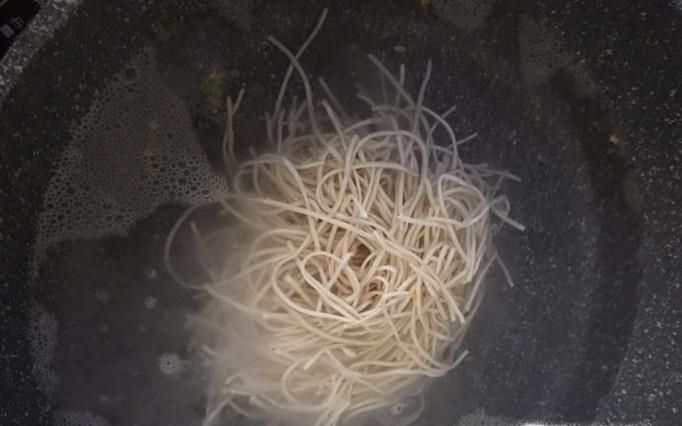 教你做美味的海鲜面条