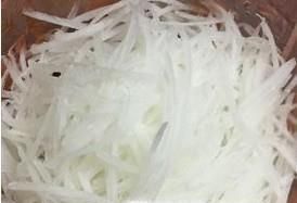 怎样做萝卜鲫鱼汤