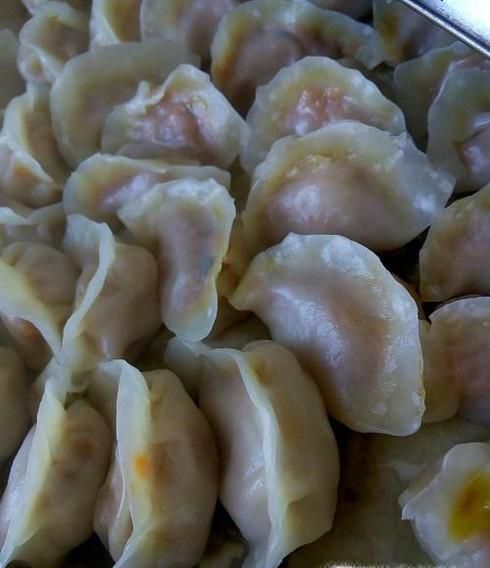 蒸饺的做法（用速冻水饺做蒸饺）