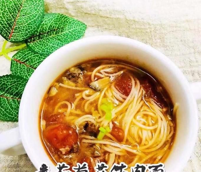 如何做番茄香菇牛肉面？