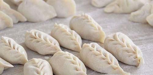 柳叶饺子的包法技巧