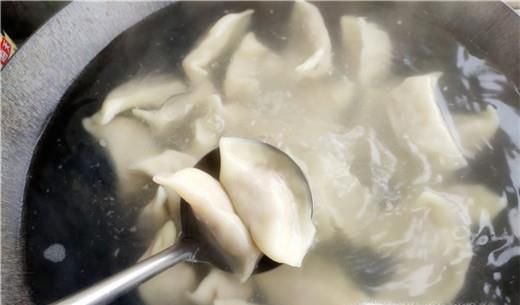 如何煮饺子？