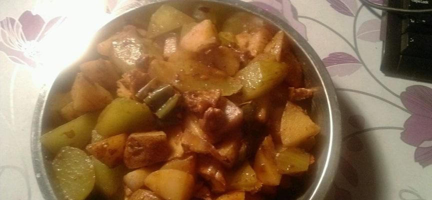 土豆炖肉的做法是怎样的