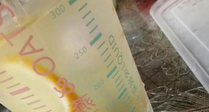 如何制作手工百香果蜂蜜柠檬水？
