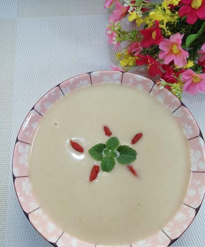 怎样做美味的玉米花生黑豆浆？