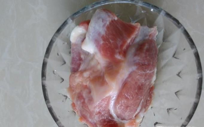 自做的糯米肉排饼