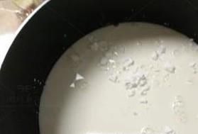 怎样自己做蒜蓉椰奶冻？