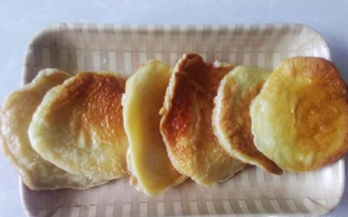 软糯好吃的糯米蛋饼