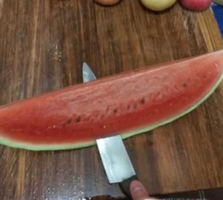 教你在家做简单水果拼盘的
