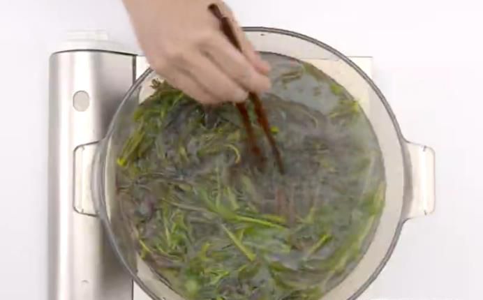 腌香椿的三种方法