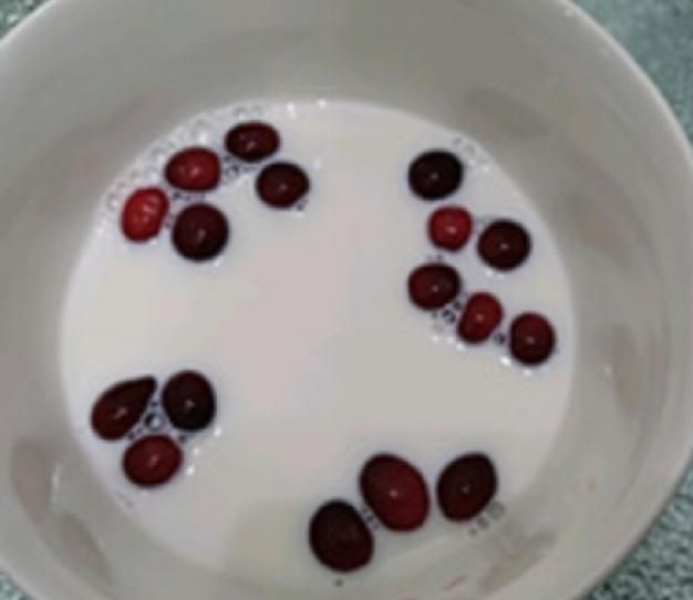 蔓越莓西瓜奶昔怎么做