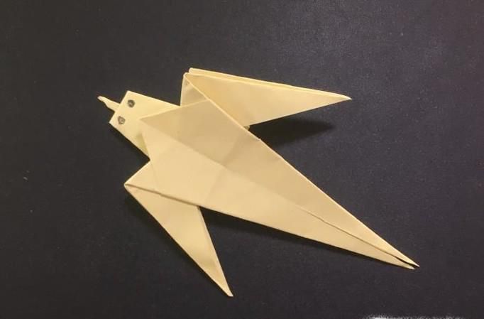 燕子的折纸方法
