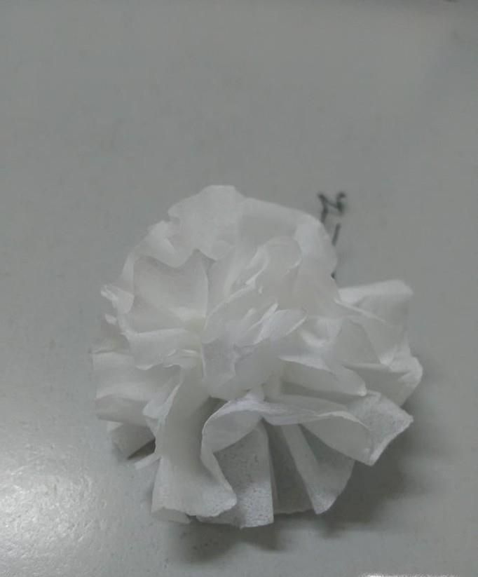 褶皱纸制作花的教程