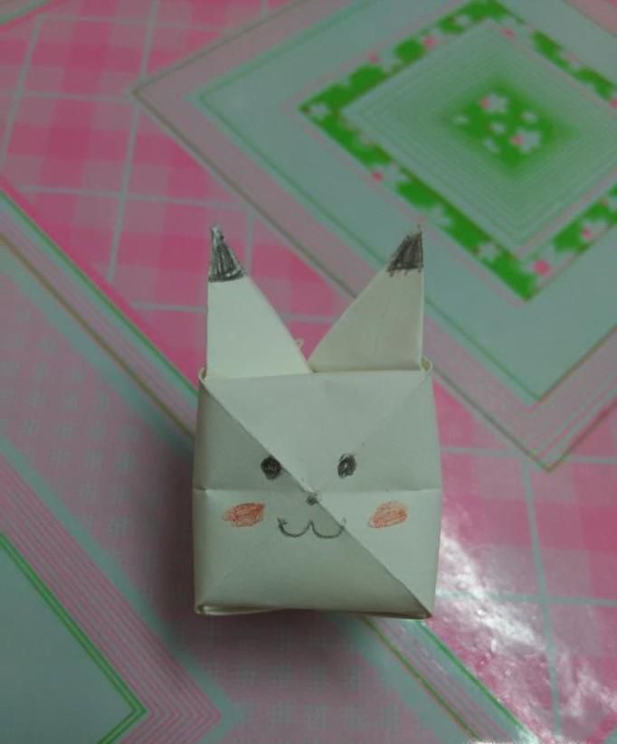 皮卡丘折纸教程