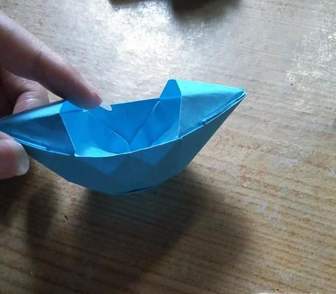 DIY手工折纸帆船的制作