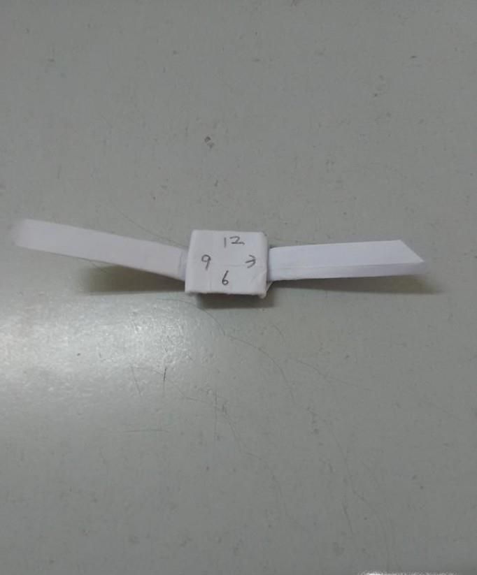 如何用纸折叠手表