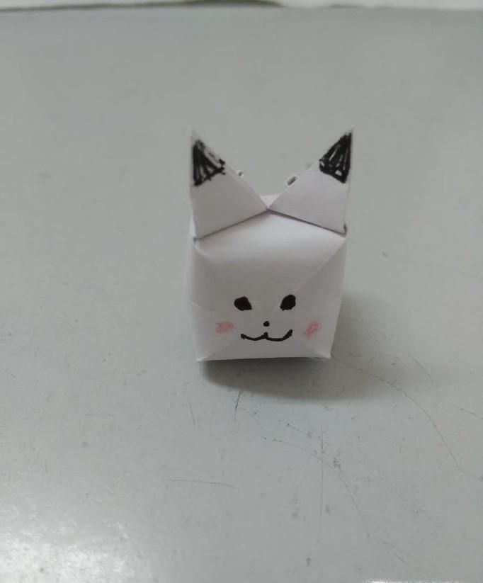 (折纸教程)怎样折一个皮卡丘