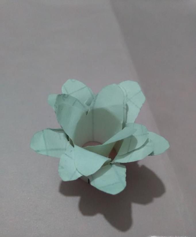 怎么做简单又漂亮的纸花
