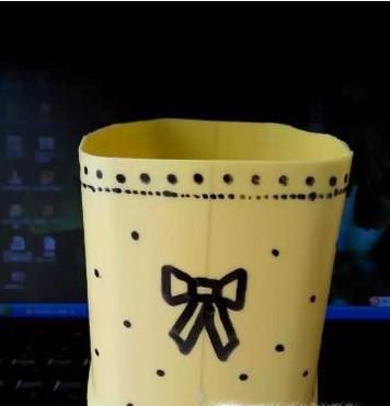 洗洁精瓶子变身花盆和园艺小铲子