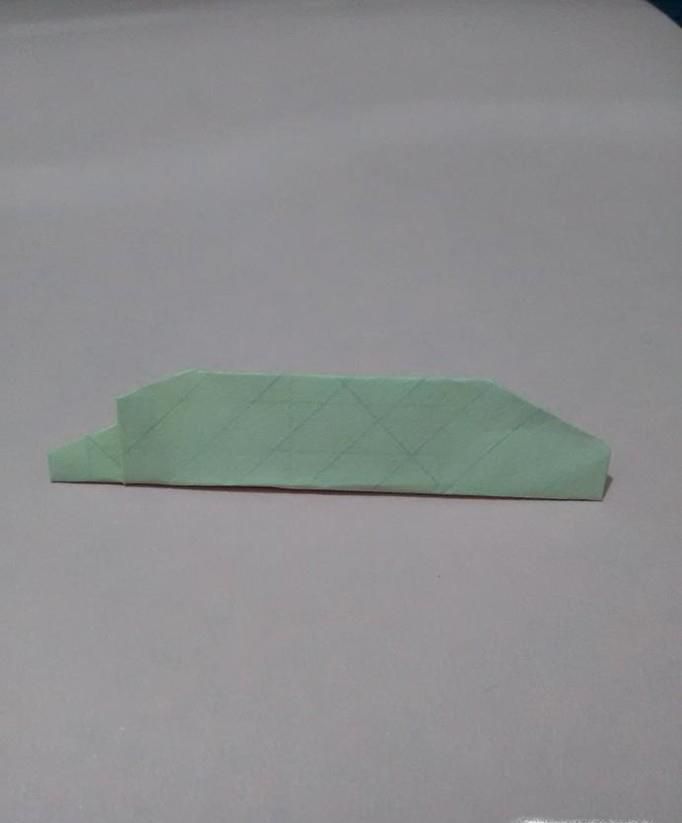 香蕉折纸怎么折